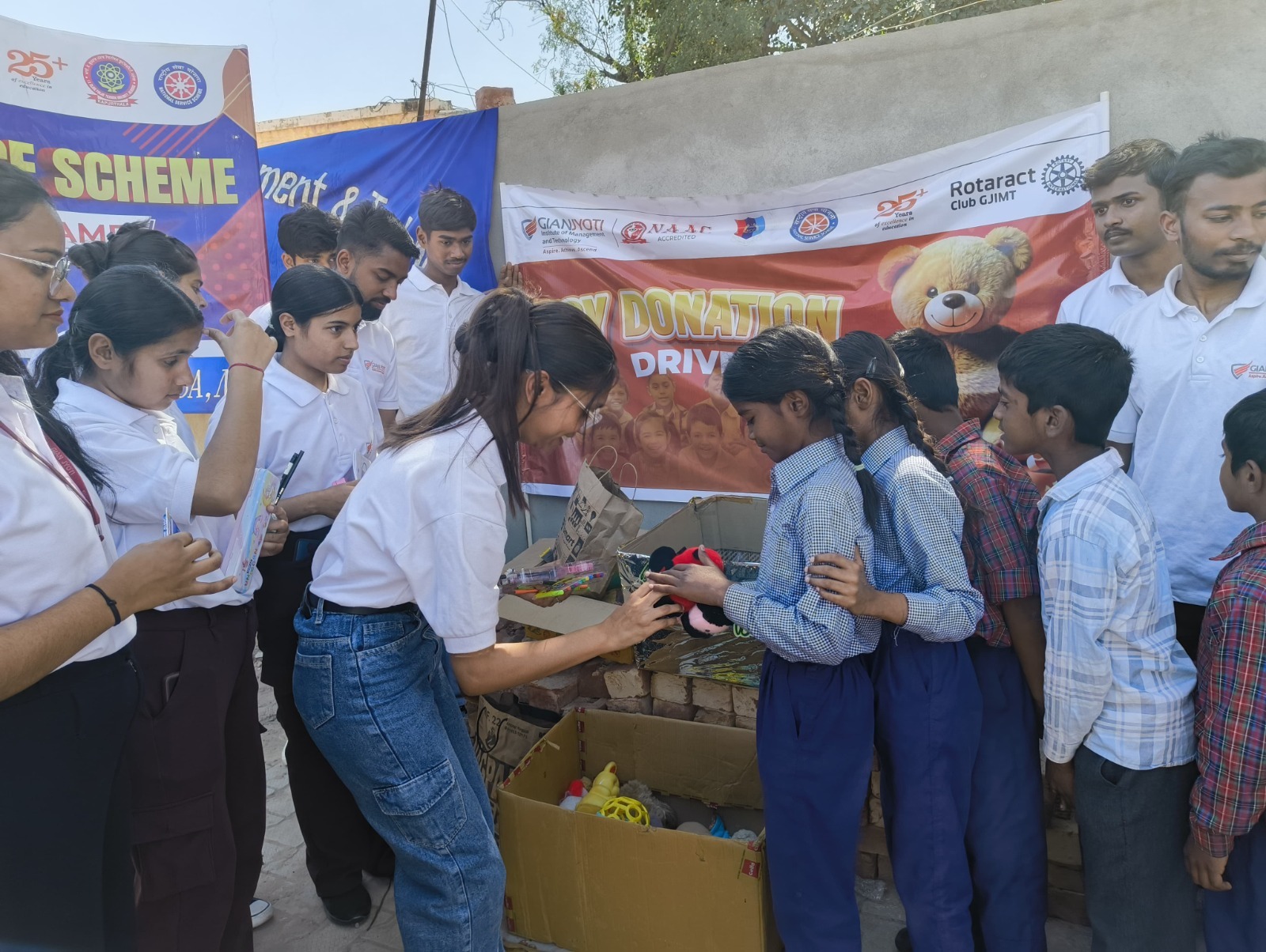 toy donation gjimt mohali