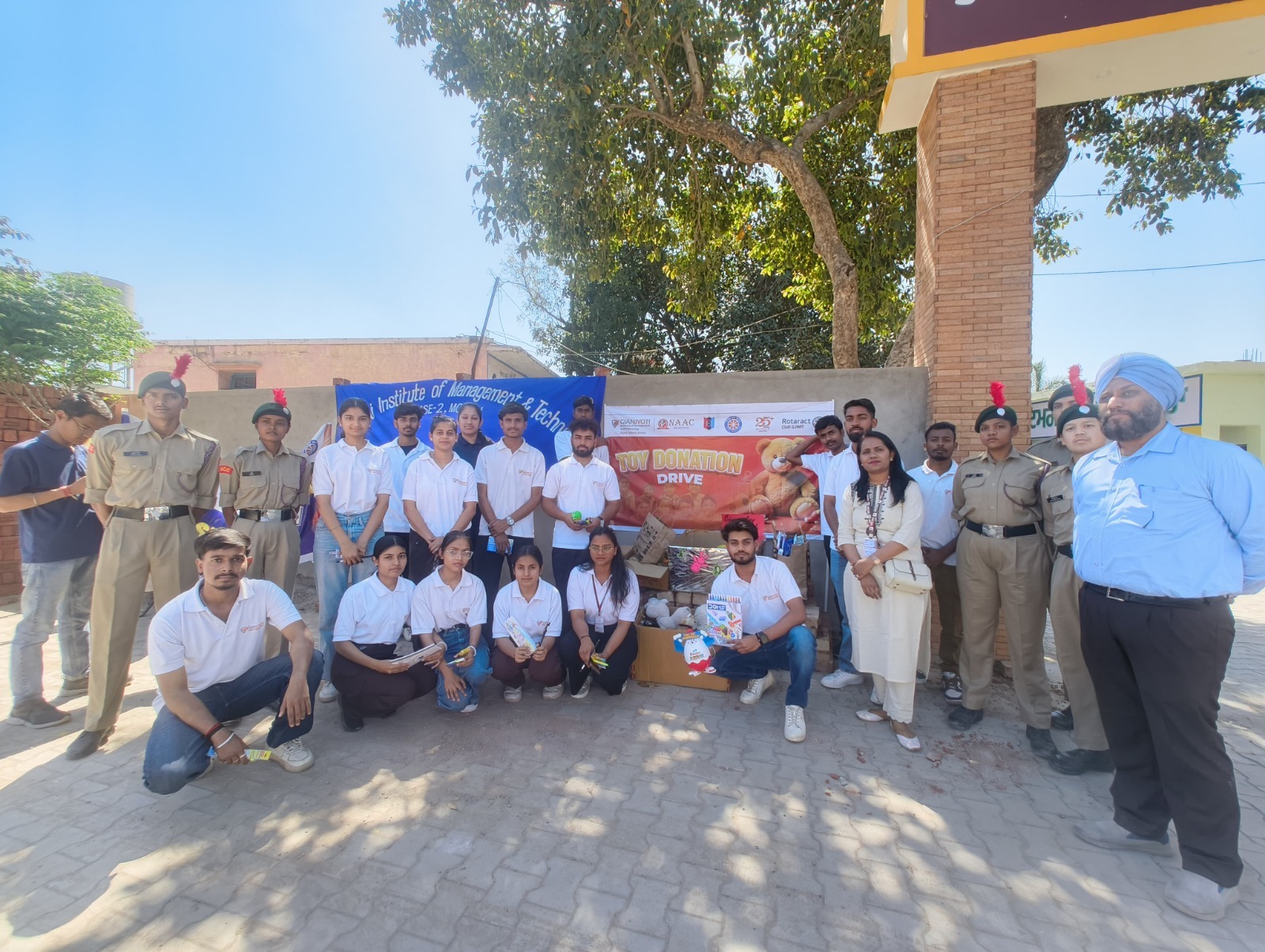 toy donation gjimt mohali